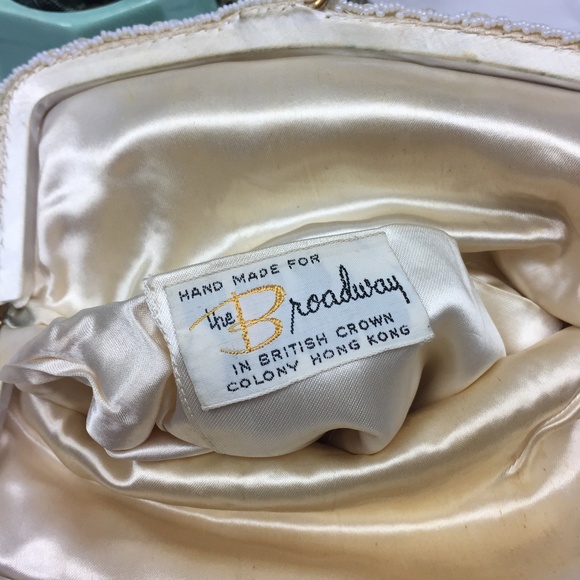 VINTAGE Handmade beaded clutch by The Broadway - Picture 6 of 8